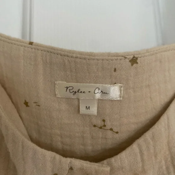 Rylee + Cru Starry Beige Top - Picture 3 of 6